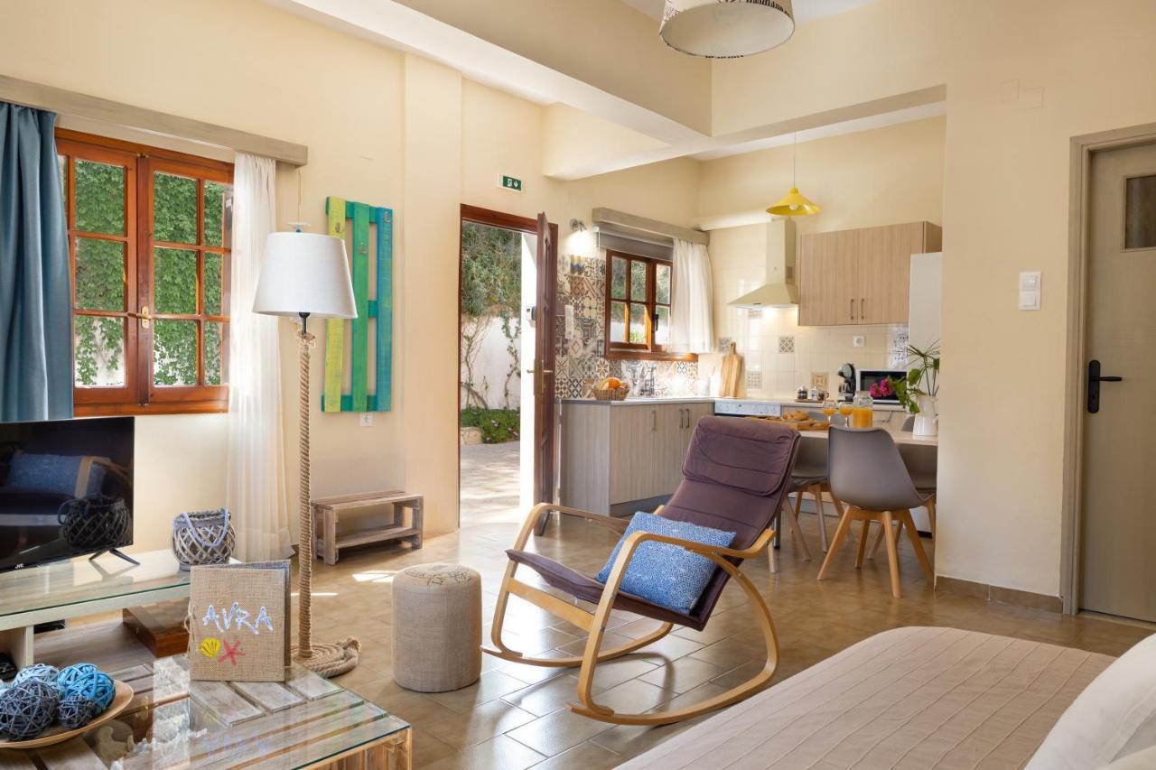 Avra Apartments Kalívesz Kültér fotó