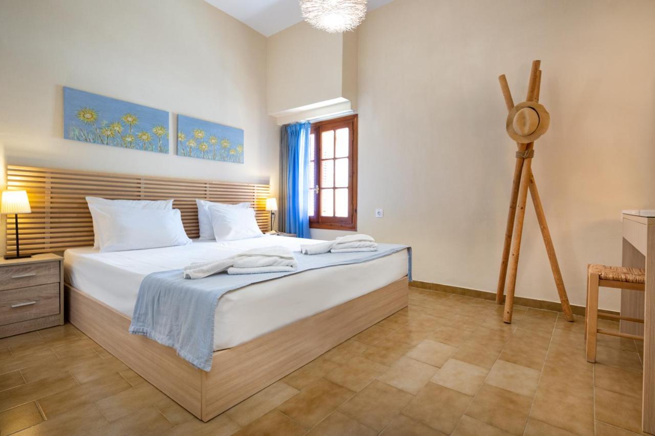 Avra Apartments Kalívesz Kültér fotó